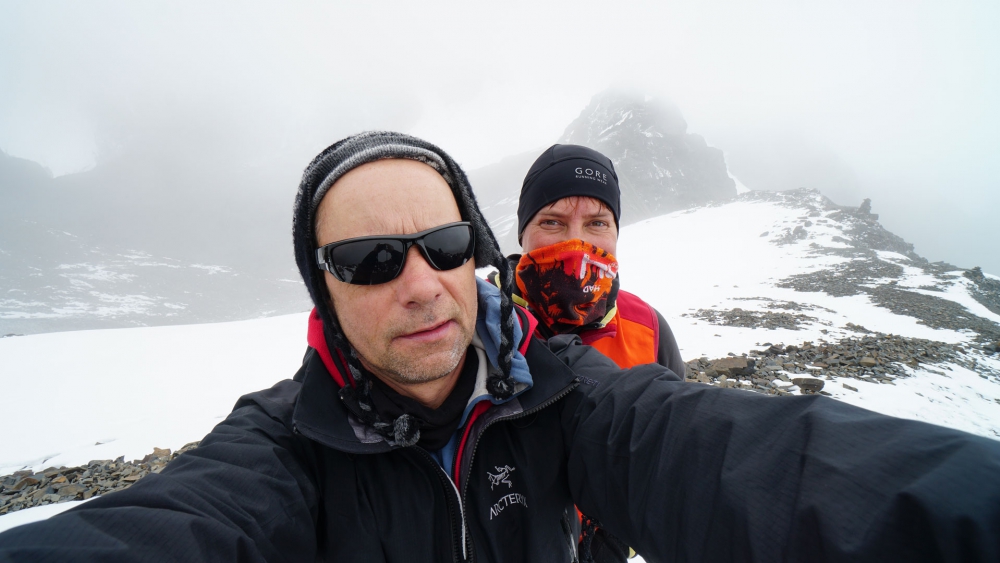 Gipfelsieg am Cerro Austria in der Condoriri Gruppe